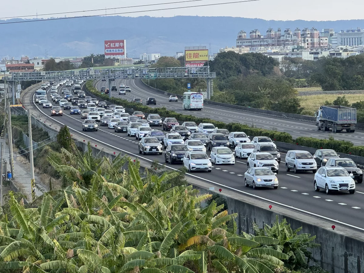 避初三國道車潮 國5南向恐要早起5時前出發